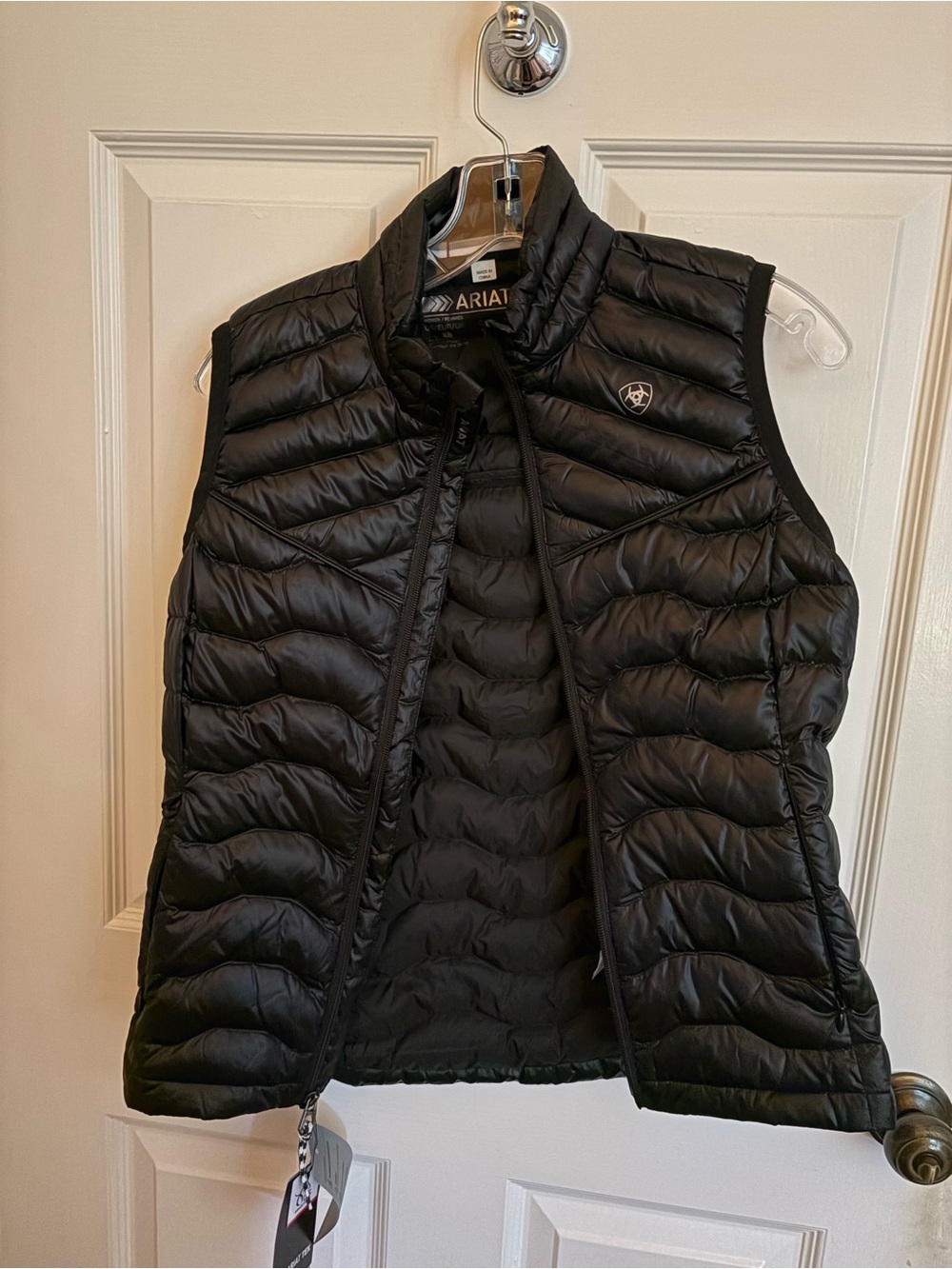 Ariat Men's Black Quilted Puffer Vest